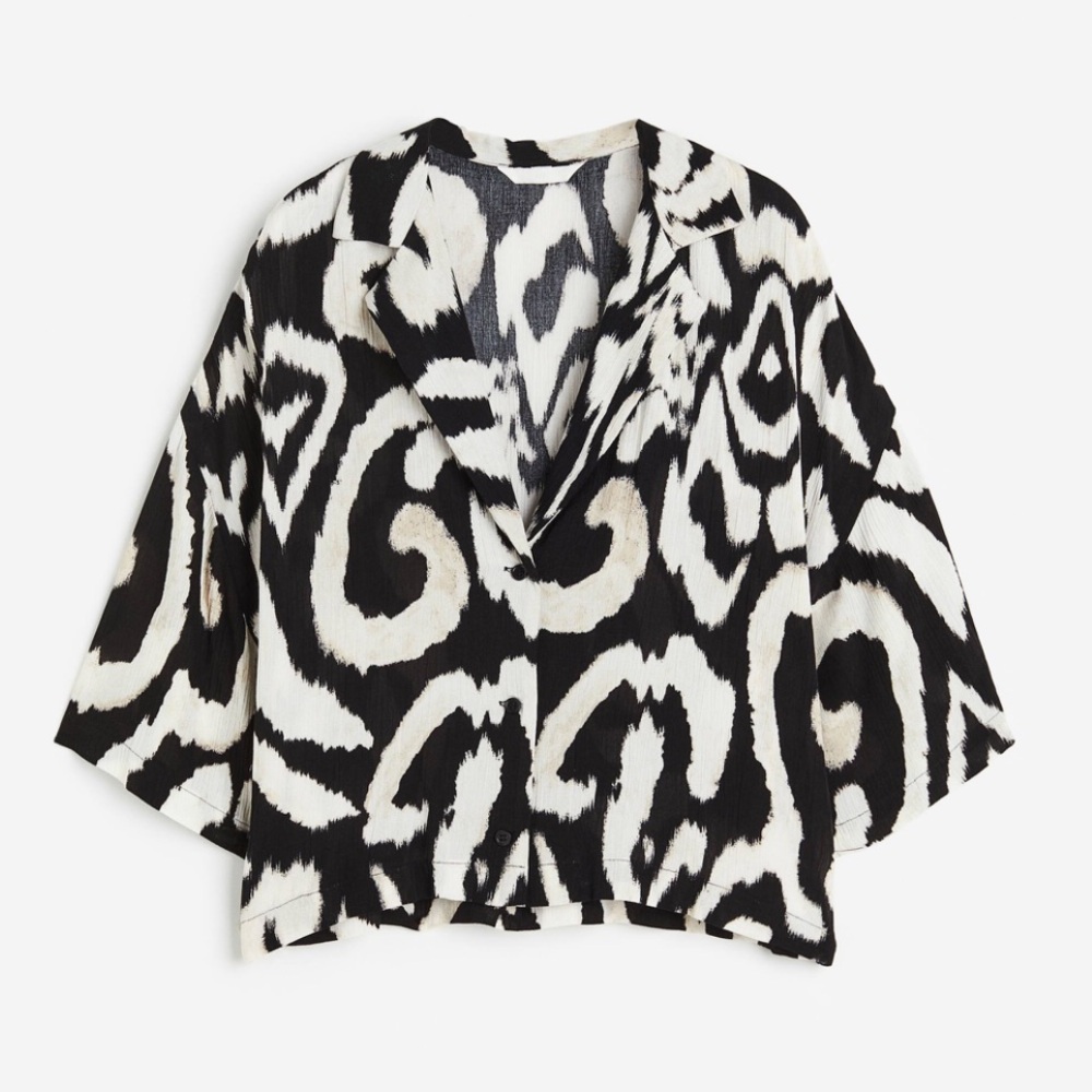 H&M Printed Cropped Oversized Button Down Top -S-M